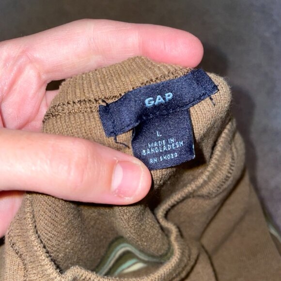 Y2K GAP cap sleeve top - Picture 4 of 4